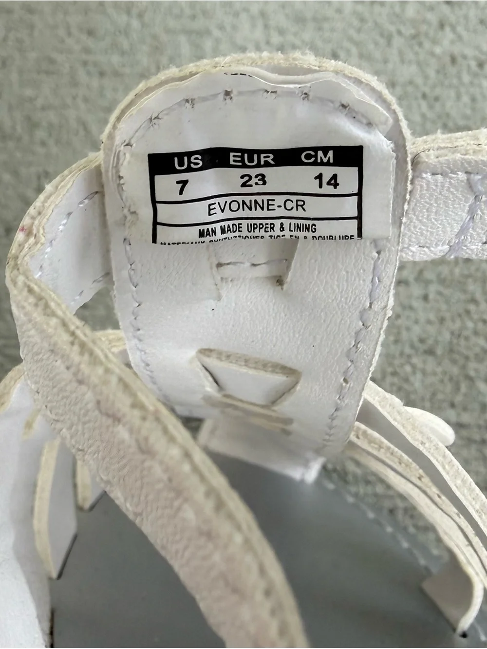 NWOT Carter's White Flower Toddler Spring Summer Faux Leather Sandals Size 7